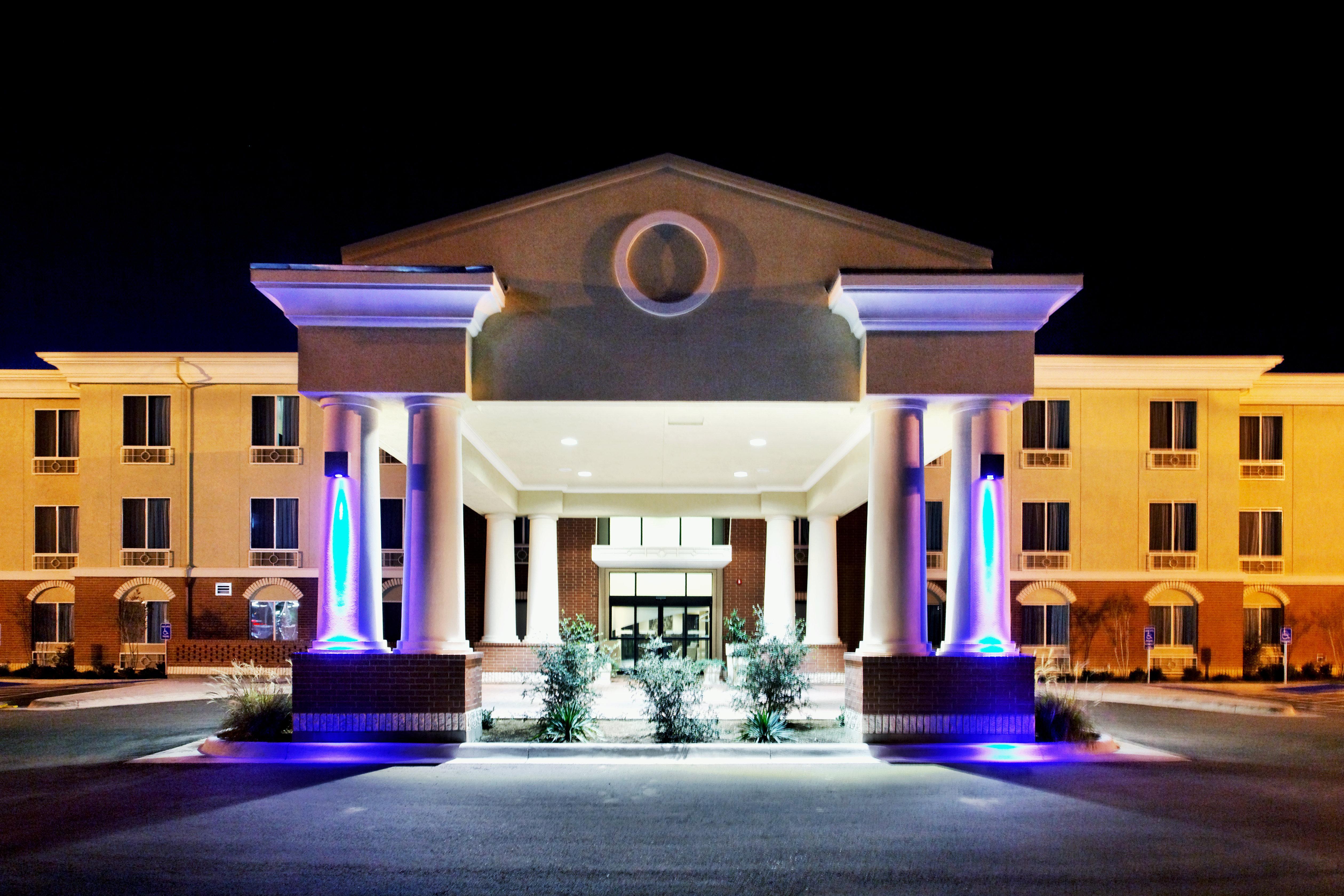 Holiday Inn Express & Suites Ozona By Ihg Exterior foto